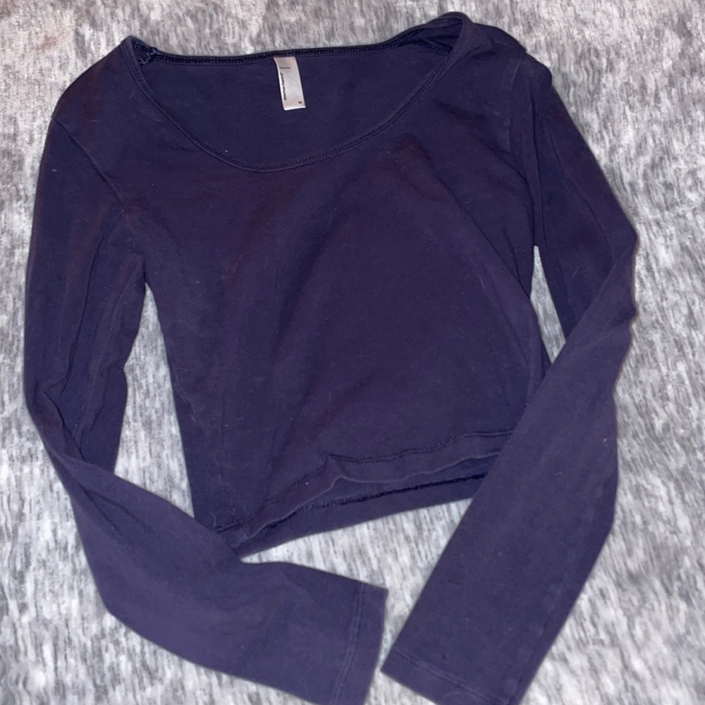 🎉CLOSET SALE 3 for 20🎉 American Apparel Navy Blue Crop Long Sleeve Shirt